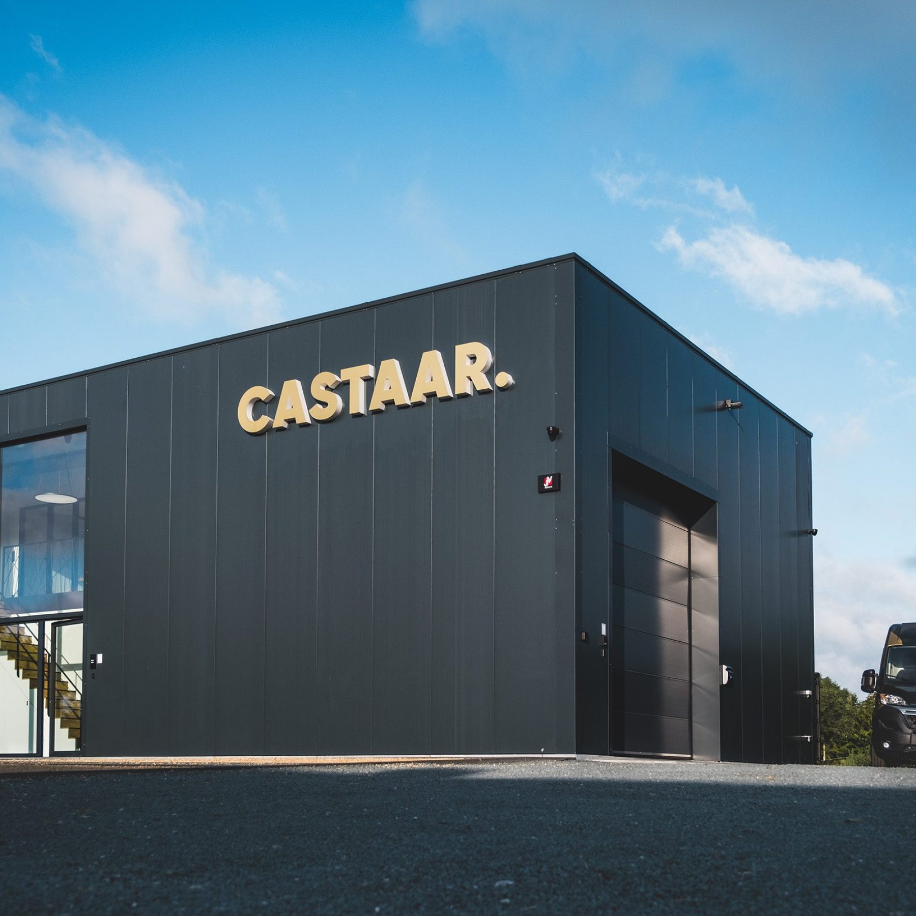 Castaar voorgevel gebouw