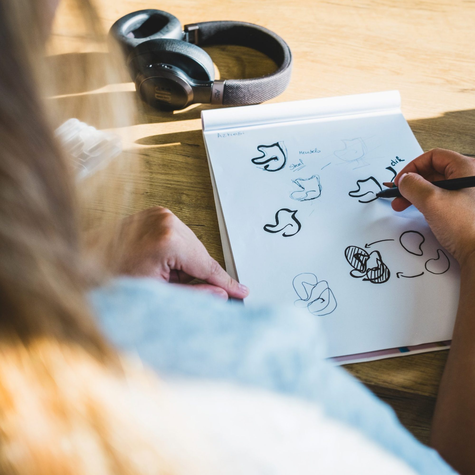Brainstorming voor een nieuw logo door creative agency Castaar
