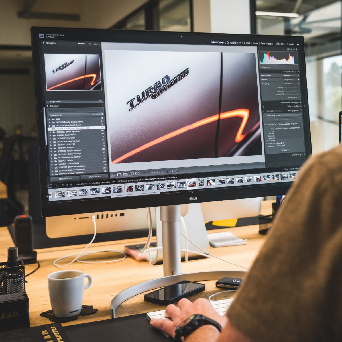 Editen van foto's door ontwerpteam