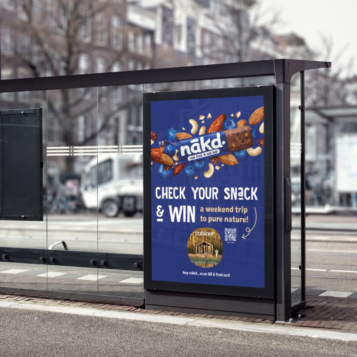 Busreclame voor Nakd door Castaar